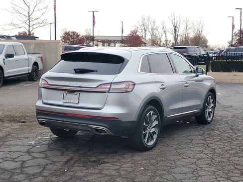 Certified 2022 Lincoln Nautilus Reserve image 6