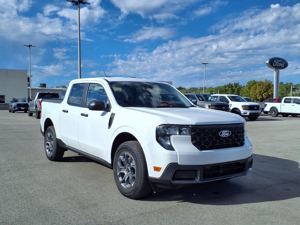 New 2026 Ford Maverick XLT FWD image 1