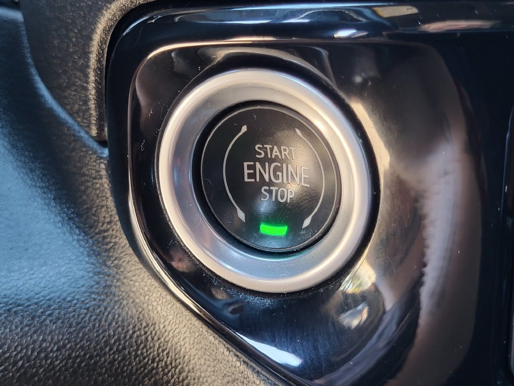Used 2023 Chevrolet Silverado 1500 High Country w/ High Country Premium Package AWD/4WD image 26