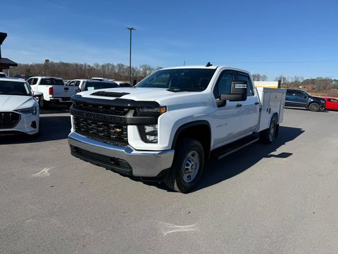 Used 2020 Chevrolet Silverado 2500 W/T w/ WT Convenience Package image 2