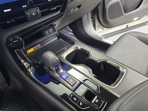 Certified 2025 Lexus NX 300h 350h Luxury image 25