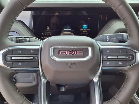 New 2026 GMC Yukon XL Elevation image 19