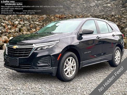 Used 2022 Chevrolet Equinox LS AWD/4WD image 1