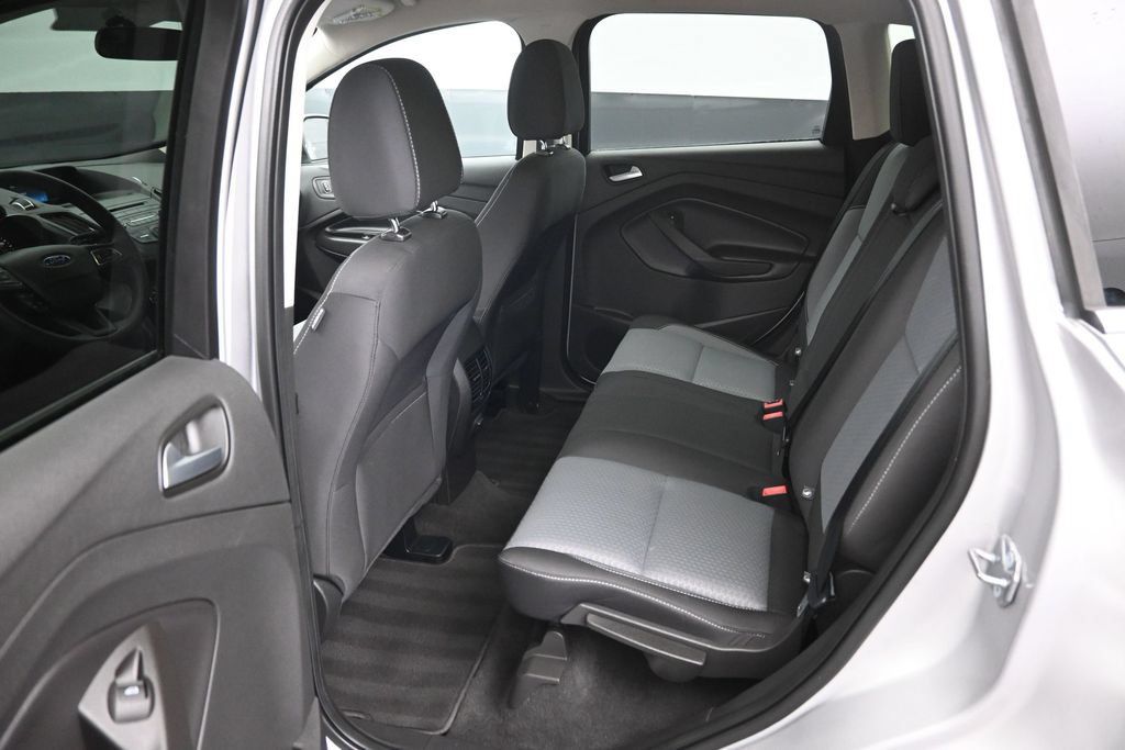 Used 2017 Ford Escape SE AWD/4WD image 10