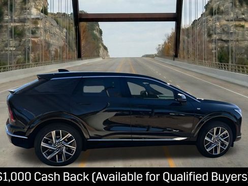 New 2026 Cadillac Optiq Luxury 1 w/ LPO, Floor Liner Package image 10