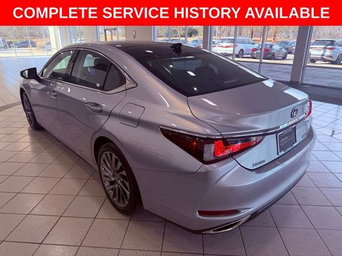 Certified 2024 Lexus ES 350 w/ Luxury Package image 5