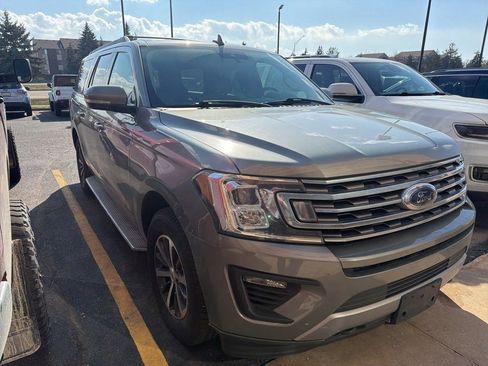 Used 2019 Ford Expedition Max XLT w/ Equipment Group 202A image 3