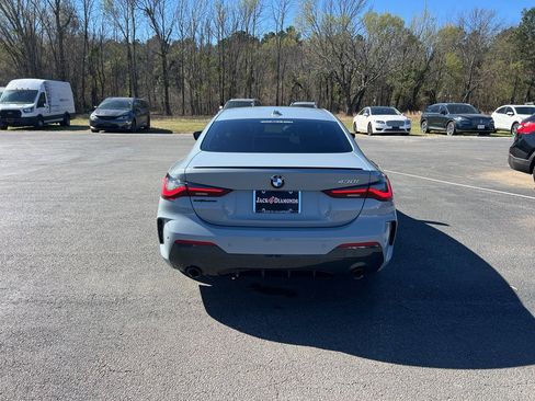 Used 2024 BMW 430i Coupe w/ M Sport Package image 9