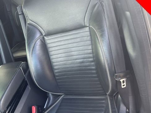Used 2018 Land Rover Discovery HSE Luxury AWD/4WD image 9