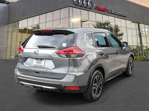 Used 2020 Nissan Rogue S image 4