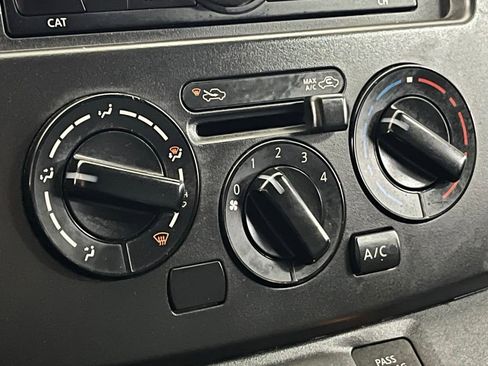 Used 2015 Chevrolet City Express LS w/ Appearance Package image 8