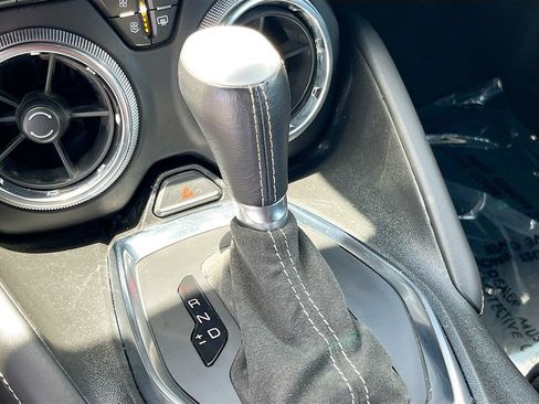 Used 2022 Chevrolet Camaro SS RWD image 16
