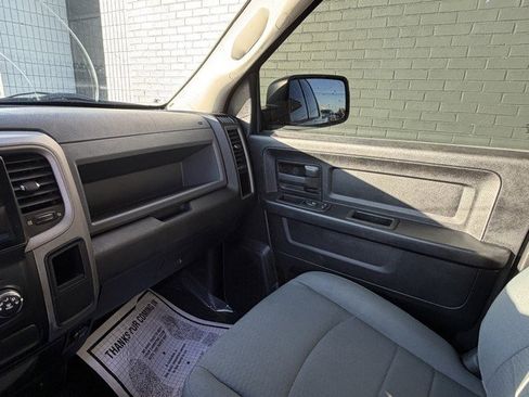 Used 2016 RAM 1500 Express image 19