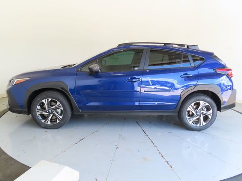 New 2026 Subaru Crosstrek 2.0i Premium AWD/4WD image 7