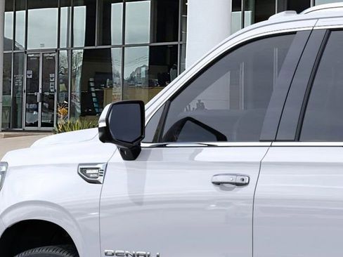 New 2026 GMC Yukon XL Denali image 12