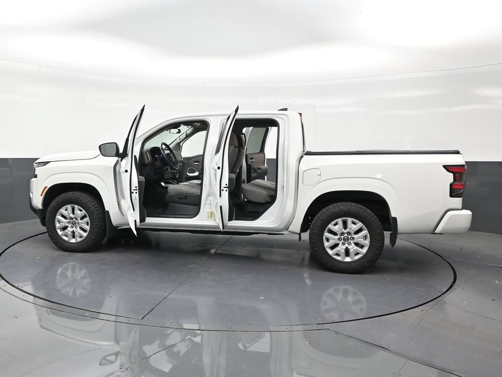 Used 2022 Nissan Frontier SV AWD/4WD image 29