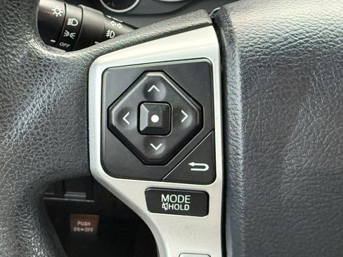 Used 2015 Toyota Tundra SR5 image 16