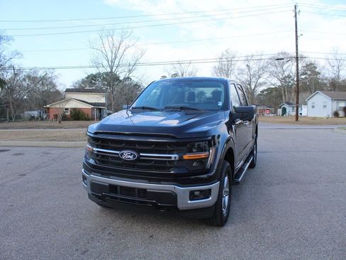 Used 2024 Ford F150 XLT w/ Mobile Office Package image 8
