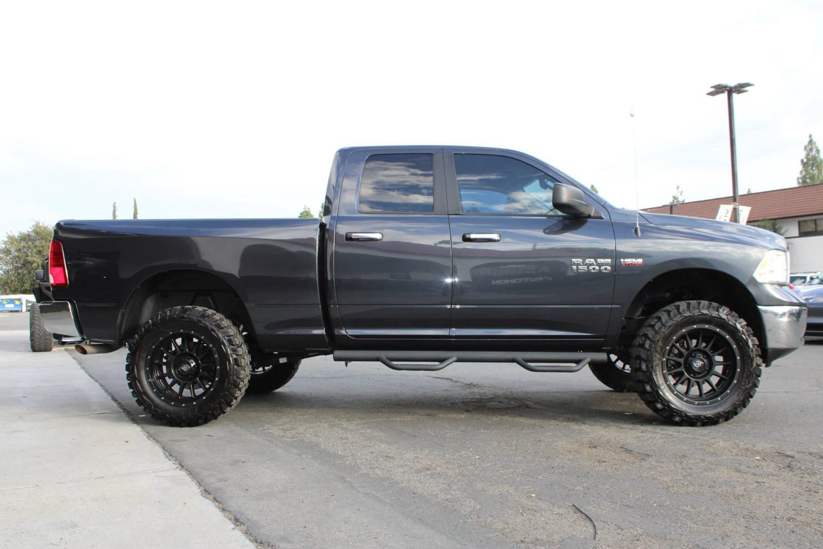 Used 2017 RAM 1500 Classic SLT RWD image 37