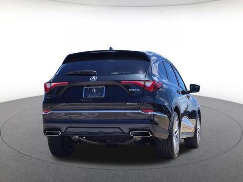 Used 2023 Acura MDX SH-AWD w/ Advance Package image 5