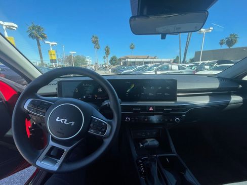 Used 2025 Kia K5 LXS image 34