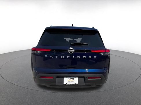 Used 2025 Nissan Pathfinder SV FWD image 12