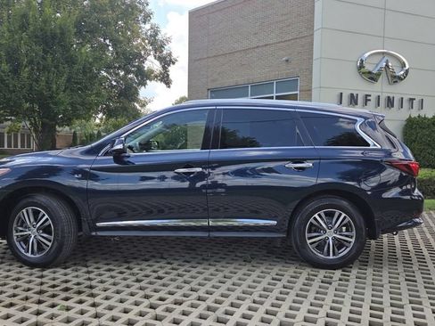Used 2020 INFINITI QX60 Luxe w/ Essential Package AWD/4WD image 9