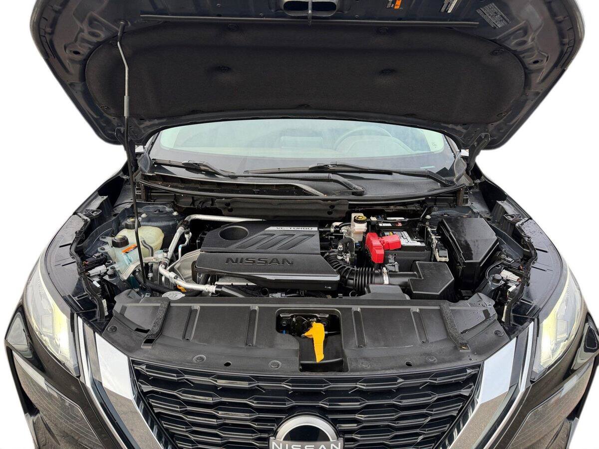 Used 2023 Nissan Rogue S AWD/4WD image 16