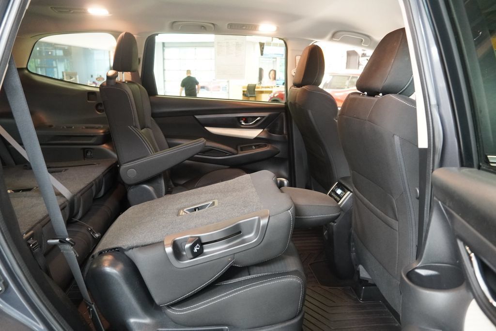 Used 2020 Subaru Ascent Premium w/ Convenience Package AWD/4WD image 34