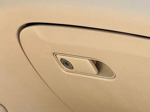 Certified 2022 Mercedes-Benz GLC 300 4MATIC image 25