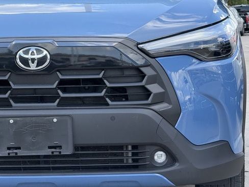 Used 2026 Toyota Corolla Cross XLE AWD/4WD image 9