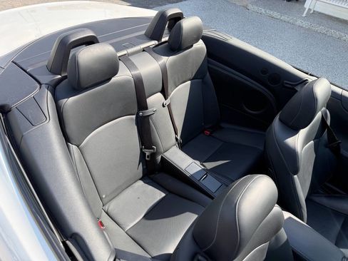 Used 2010 Lexus IS 250C RWD image 29
