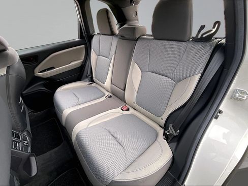 Certified 2026 Subaru Forester Premium AWD/4WD image 27