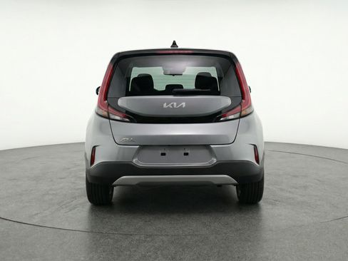 Used 2025 Kia Soul LX w/ LX Technology Package image 7