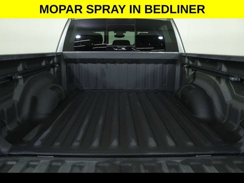 Used 2022 RAM 1500 Big Horn AWD/4WD image 10