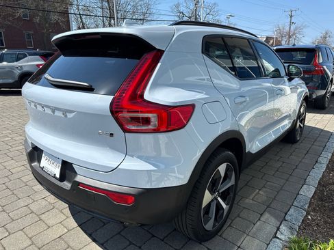 Used 2026 Volvo XC40 B5 Plus AWD/4WD image 20