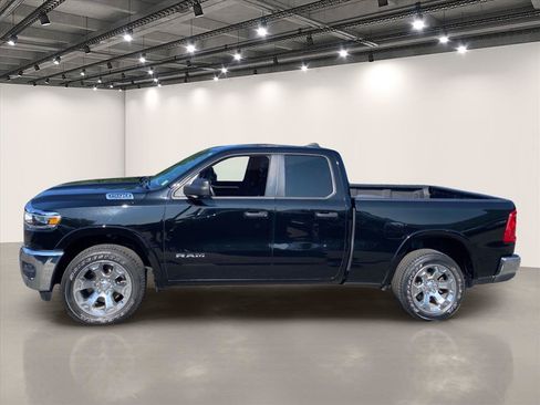 Certified 2025 RAM 1500 Big Horn AWD/4WD image 4