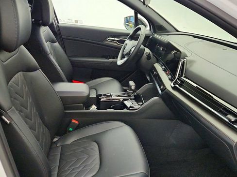Used 2025 Kia Sportage X-Line w/ Premium Package image 24