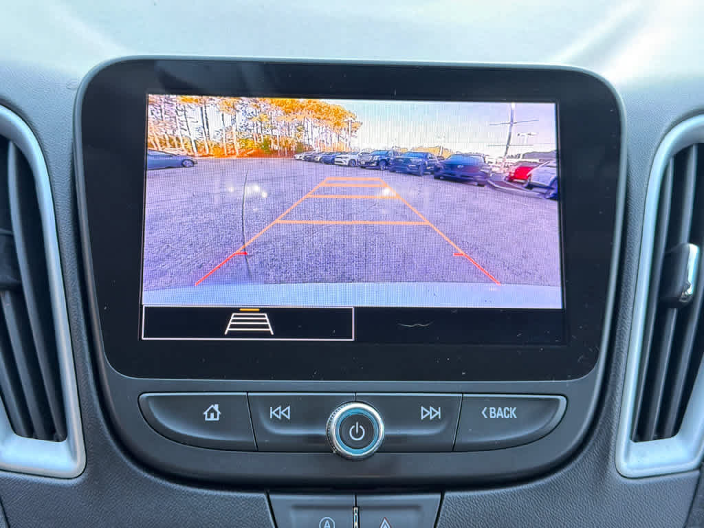 Used 2023 Chevrolet Malibu LT FWD image 32