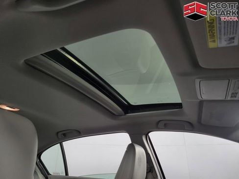 Used 2017 Honda Accord EX-L image 16