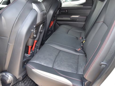 Used 2025 Toyota Tacoma TRD Pro AWD/4WD image 12