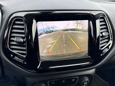 Used 2020 Jeep Compass Limited image 22