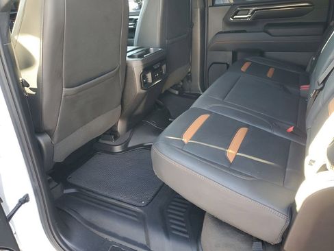 Used 2024 GMC Sierra 2500 AT4 w/ AT4 Premium Plus Package image 20