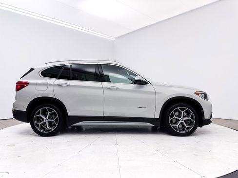 Used 2017 BMW X1 xDrive28i image 37