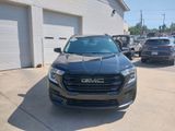 Used 2022 GMC Terrain SLE w/ Driver Convenience Package image 2