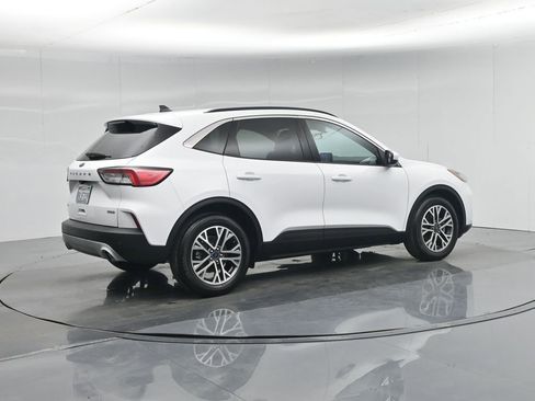 Certified 2020 Ford Escape SEL FWD image 29