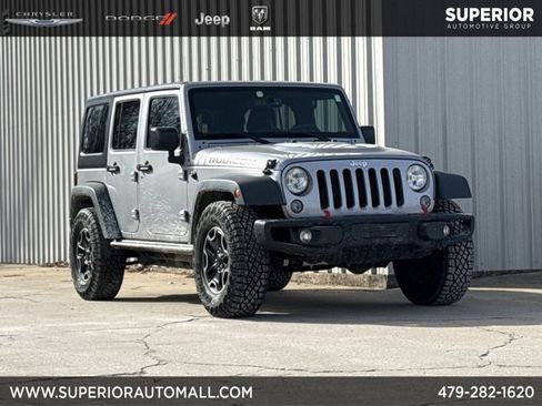 Used 2015 Jeep Wrangler Unlimited Rubicon image 1