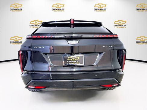 Used 2024 Cadillac Lyriq Sport image 6