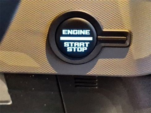 Certified 2024 Ford Bronco Wildtrak image 19