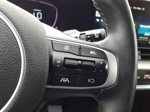 Used 2023 Kia Sportage EX image 14